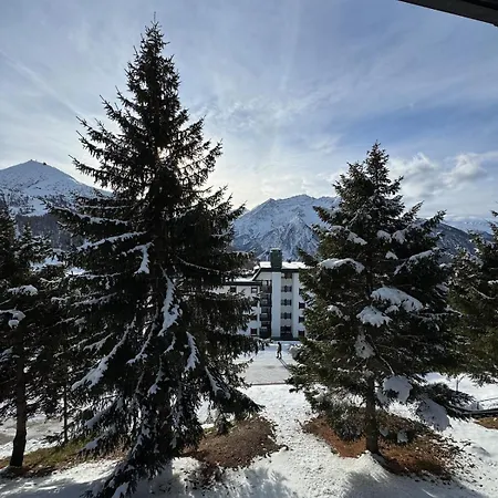 Sestriere, Trilocale Panoramico Fronte Piste Řím